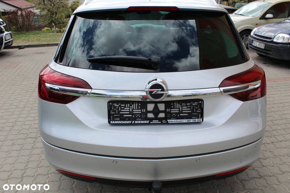 Opel Insignia - 10