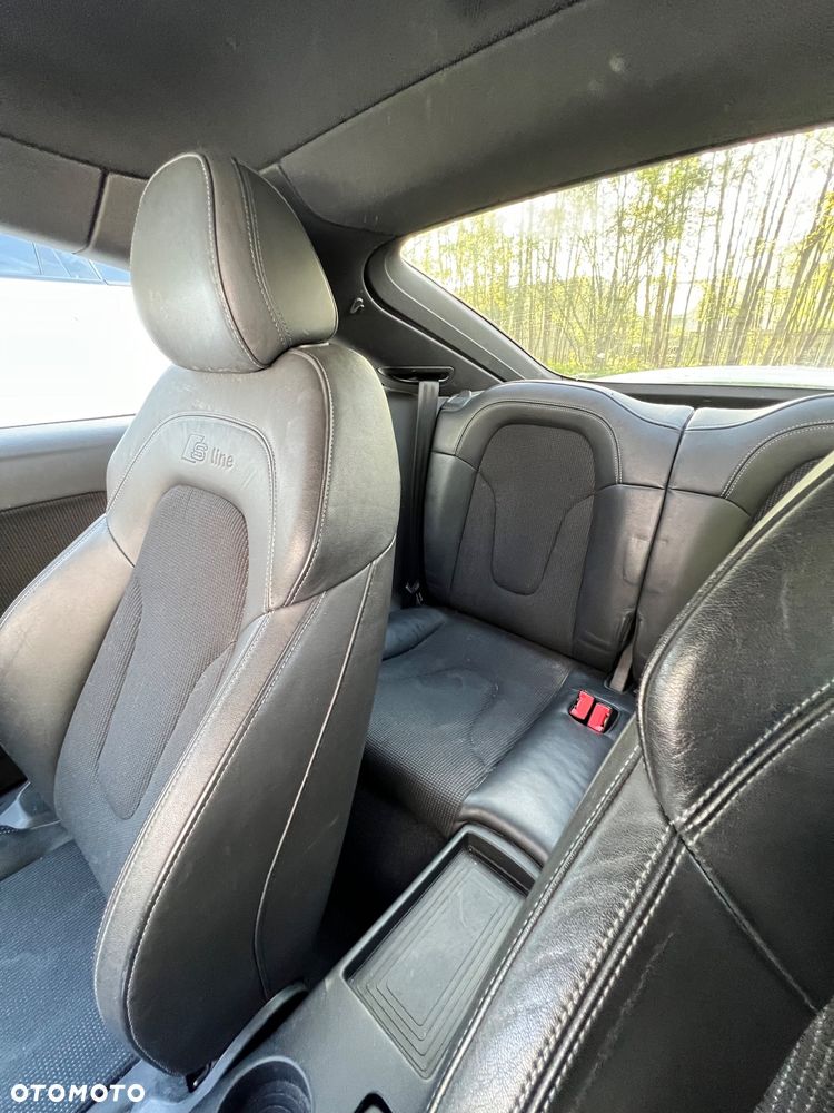 Audi TT Coupé - 11