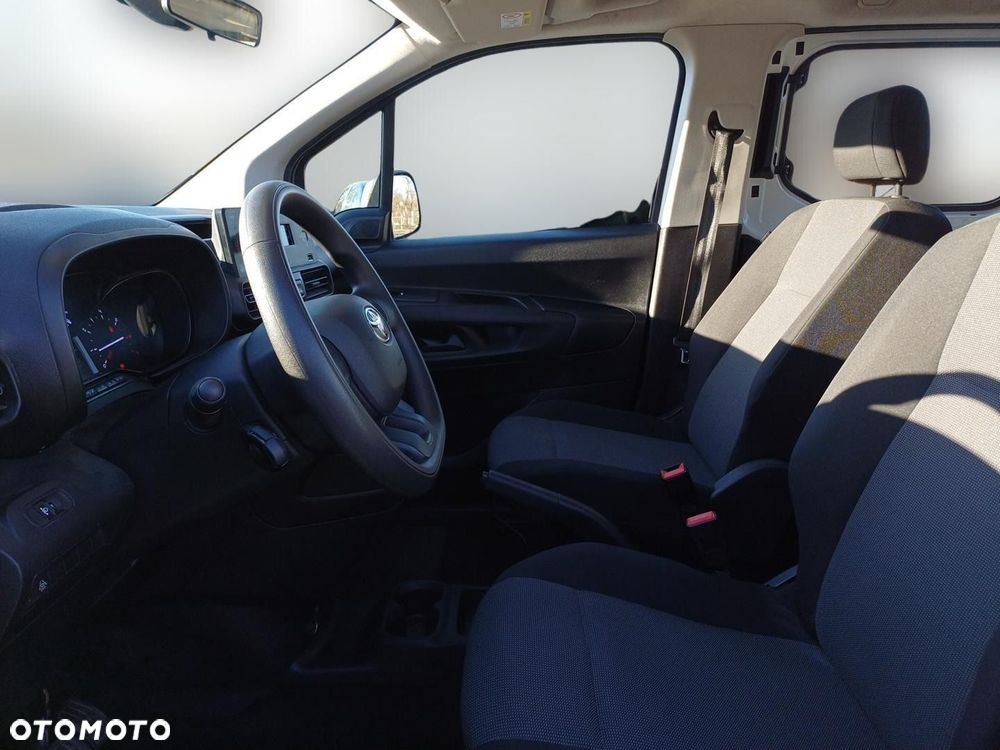 Toyota Proace City Verso 1.5 D-4D Combi - 13