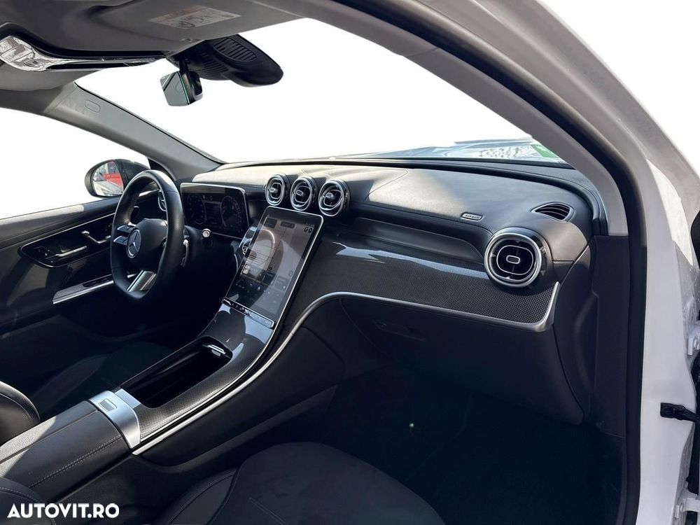 Mercedes-Benz GLC 300 e 4MATIC - 12