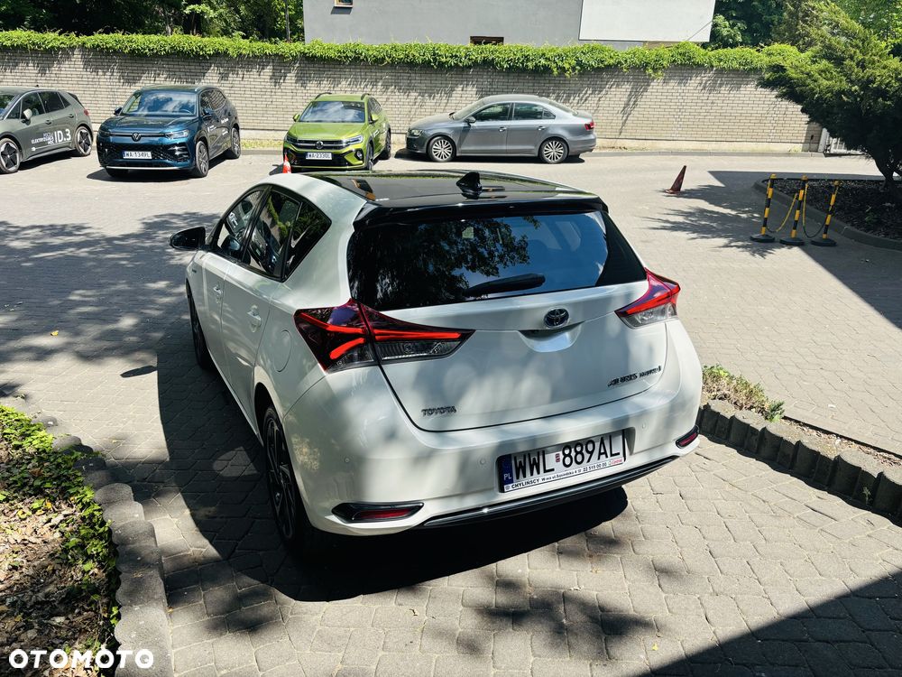 Toyota Auris - 4