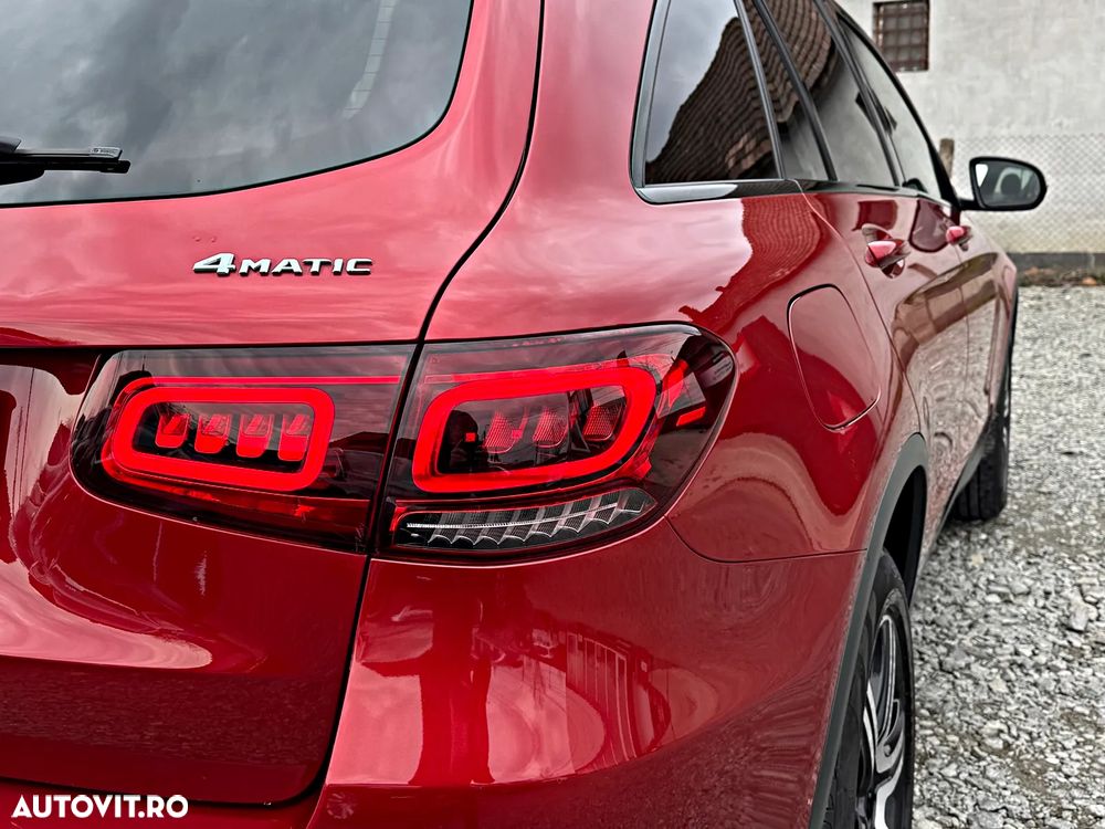 Mercedes-Benz GLC 300 d 4MATIC 9G-TRONIC - 23