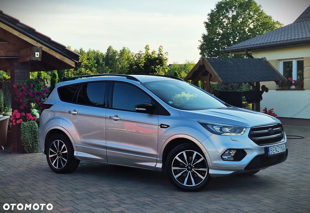 Ford Kuga 1.5 EcoBoost FWD ST-Line - 12