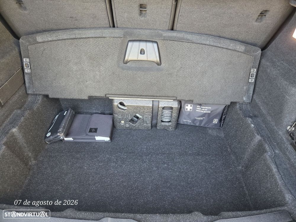 BMW 216 Active Tourer d Line Sport Auto - 11