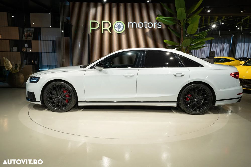 Audi S8 TFSI quattro tiptronic - 8