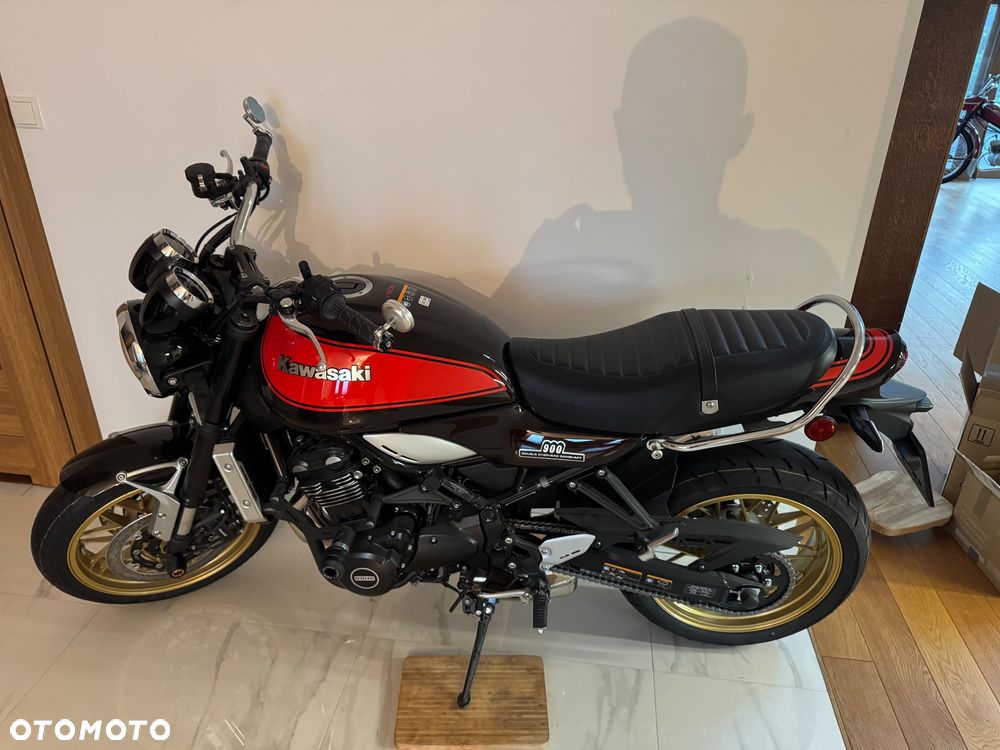 Kawasaki Z 900 RS - 1