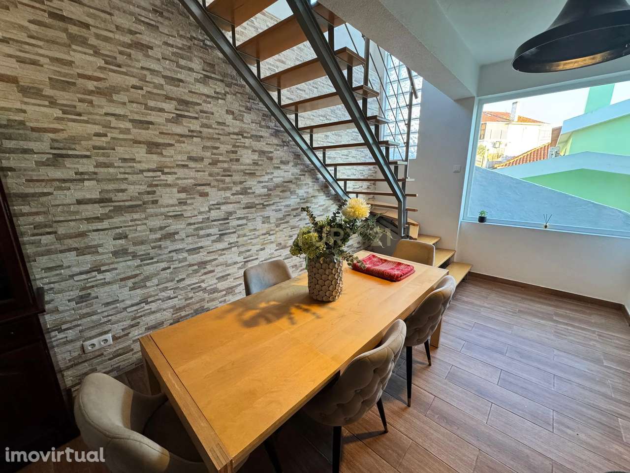 Casa Isolada em Alenquer com 4 Quartos e Garagem - 420.000€ - Grande imagem: 2/33