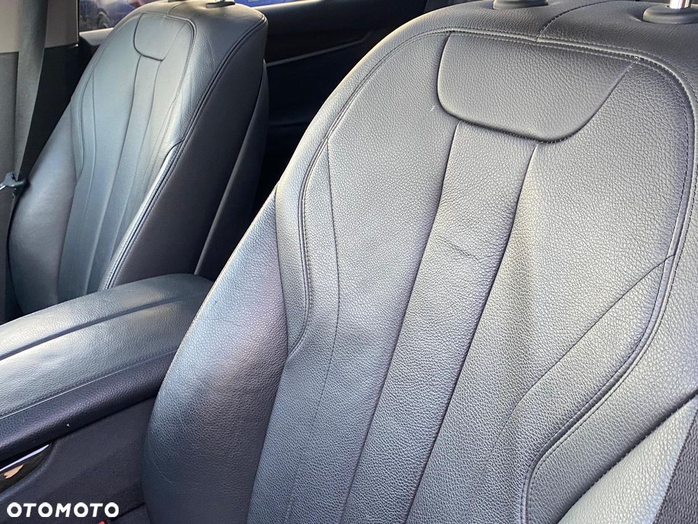 BMW X5 xDrive35i - 25