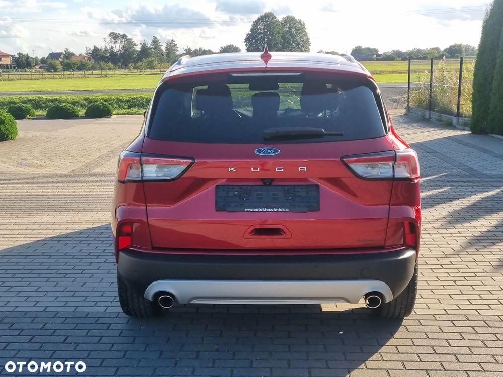 Ford Kuga 1.5 EcoBoost TITANIUM - 6