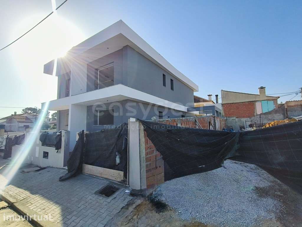 Moradia Geminada T3 com 2 Suítes - Grande imagem: 2/12
