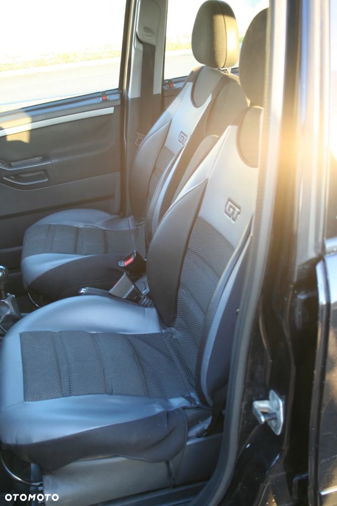 Opel Meriva 1.4 Essentia - 30