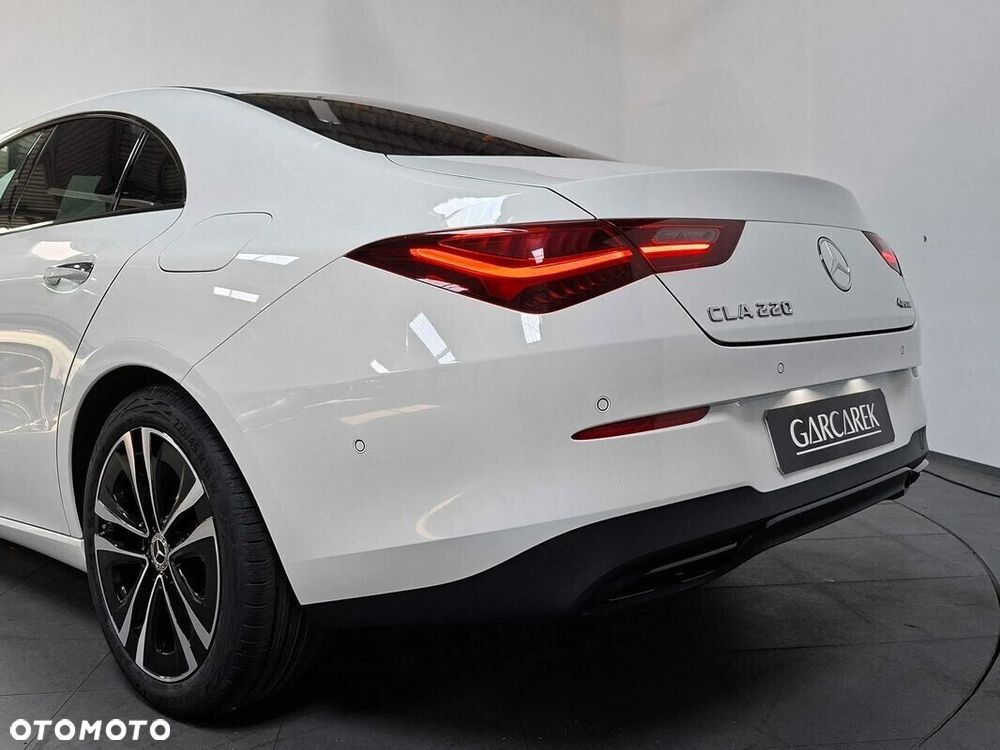 Mercedes-Benz CLA - 8