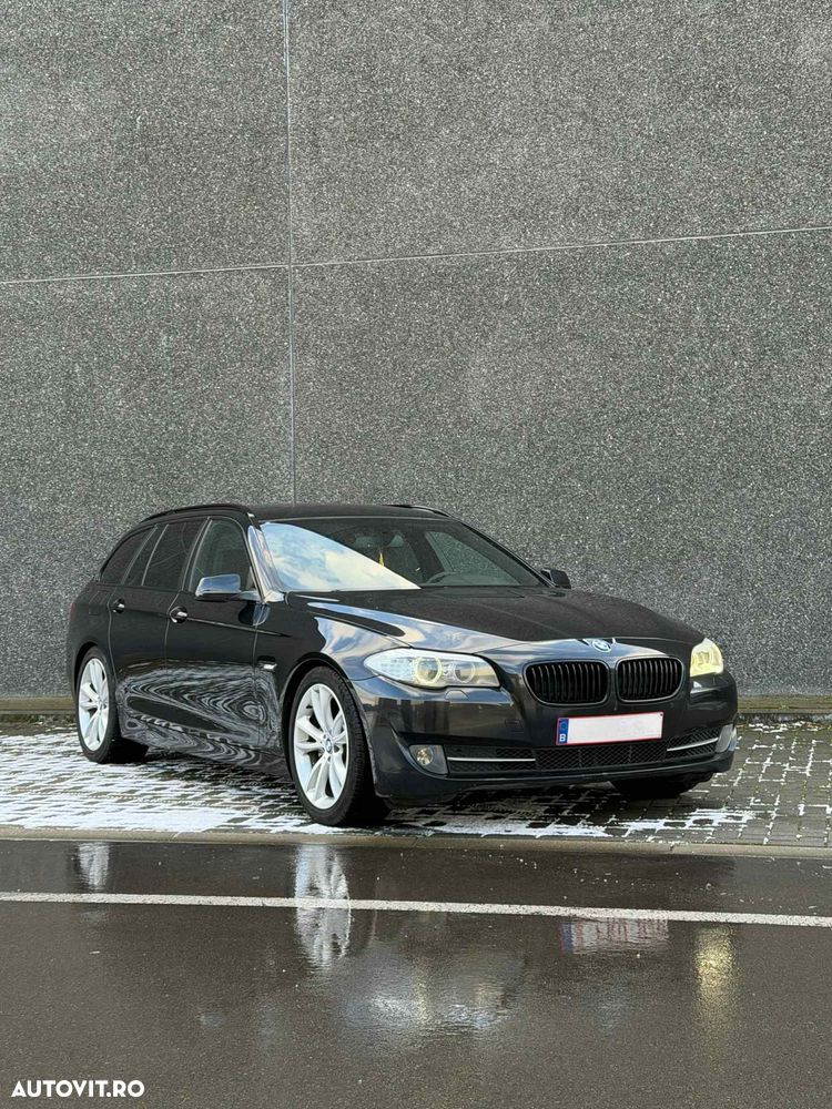 BMW Seria 5 530d Touring Aut. - 1