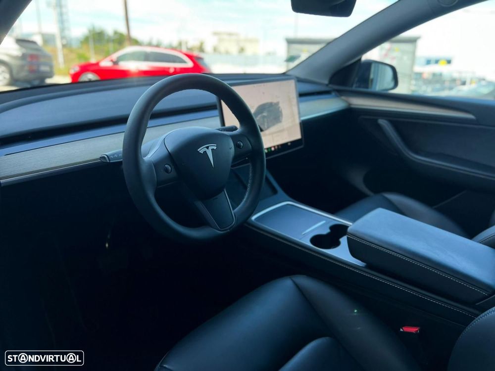 Tesla Model Y Tração Traseira - 10