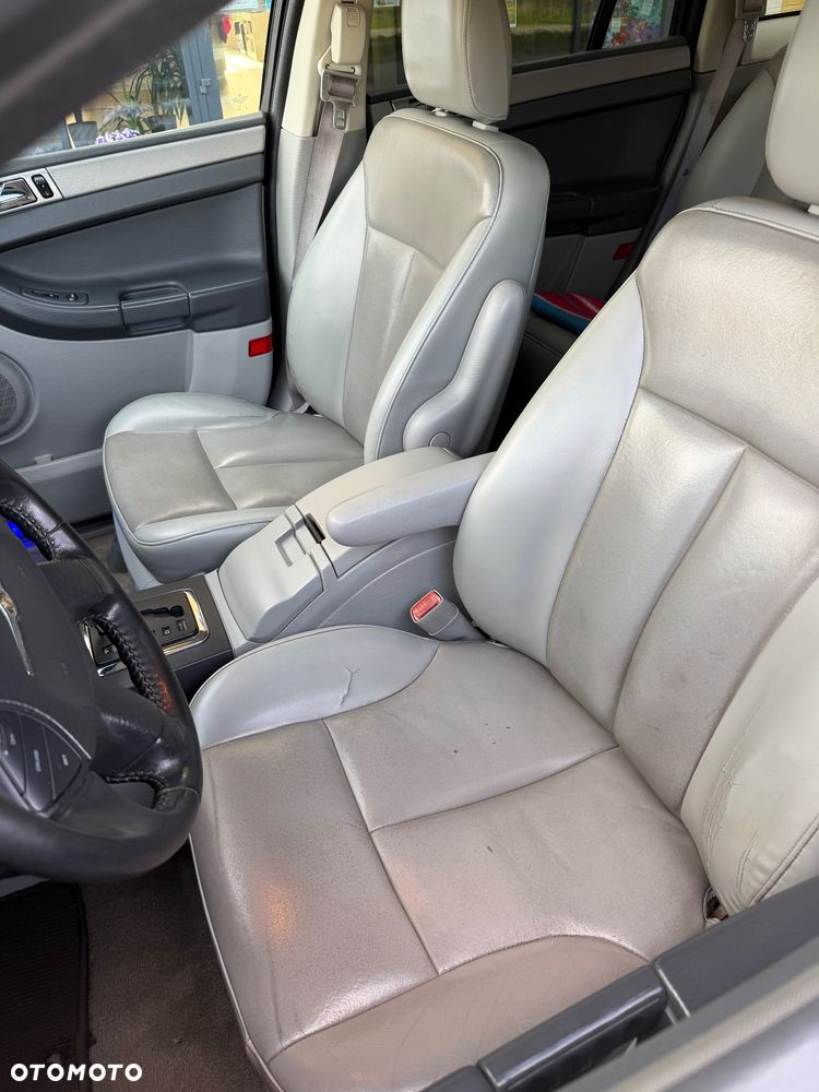 Chrysler Pacifica - 10