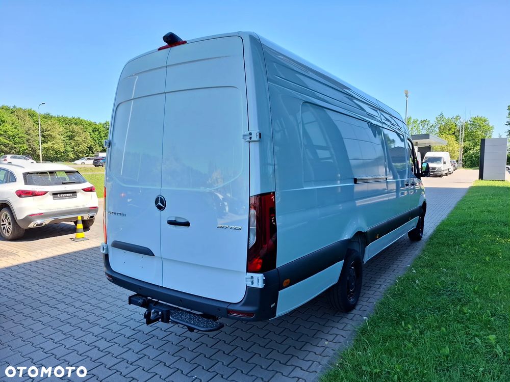 Mercedes-Benz Sprinter 317 CDI Furgon PRO Ekstra Długi 4325+mm - 8