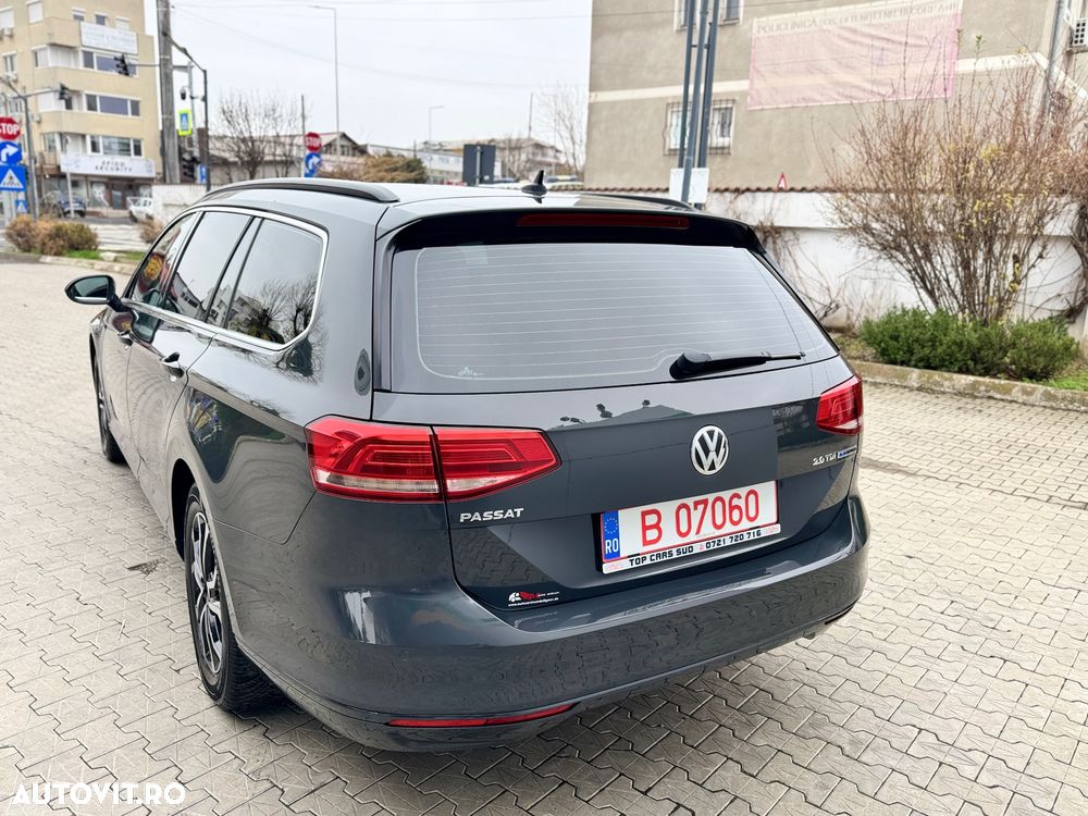 Volkswagen Passat Variant 2.0 TDI DSG (BlueMotion Technology) Trendline - 10