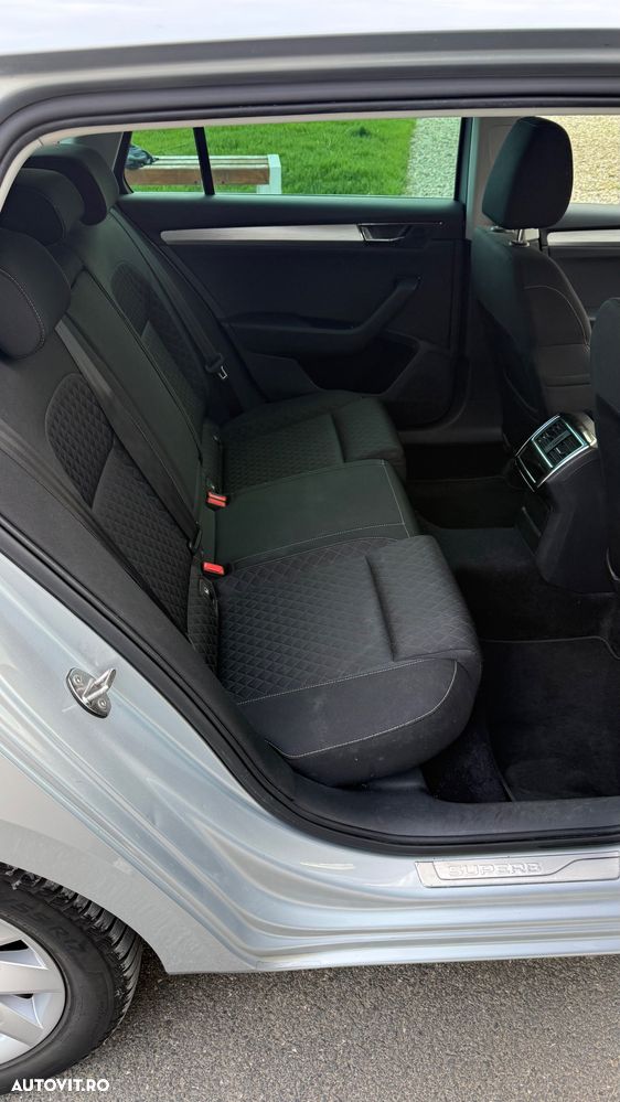 Skoda Superb 1.4 TSI DSG Style - 10