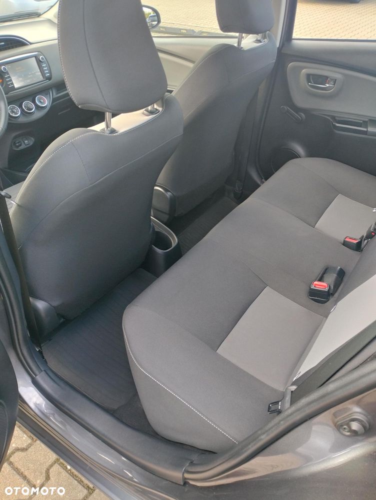 Toyota Yaris - 15