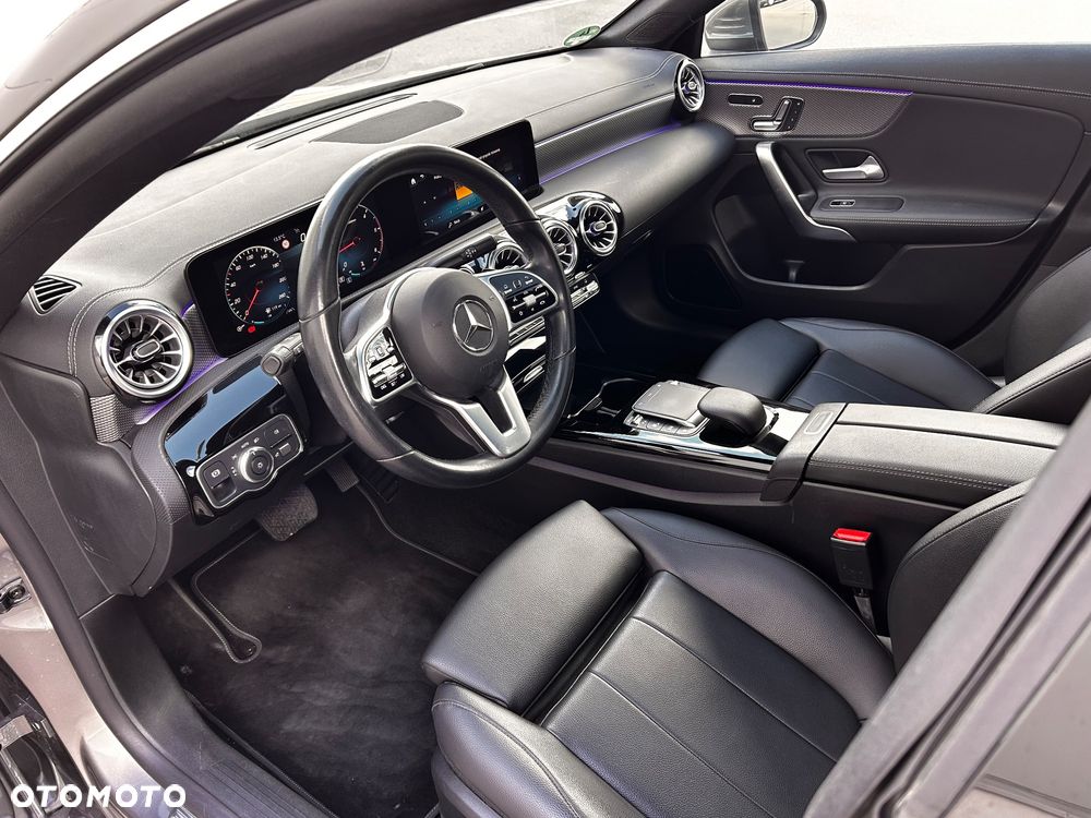 Mercedes-Benz CLA 200 d 8G-DCT Edition 2021 - 24