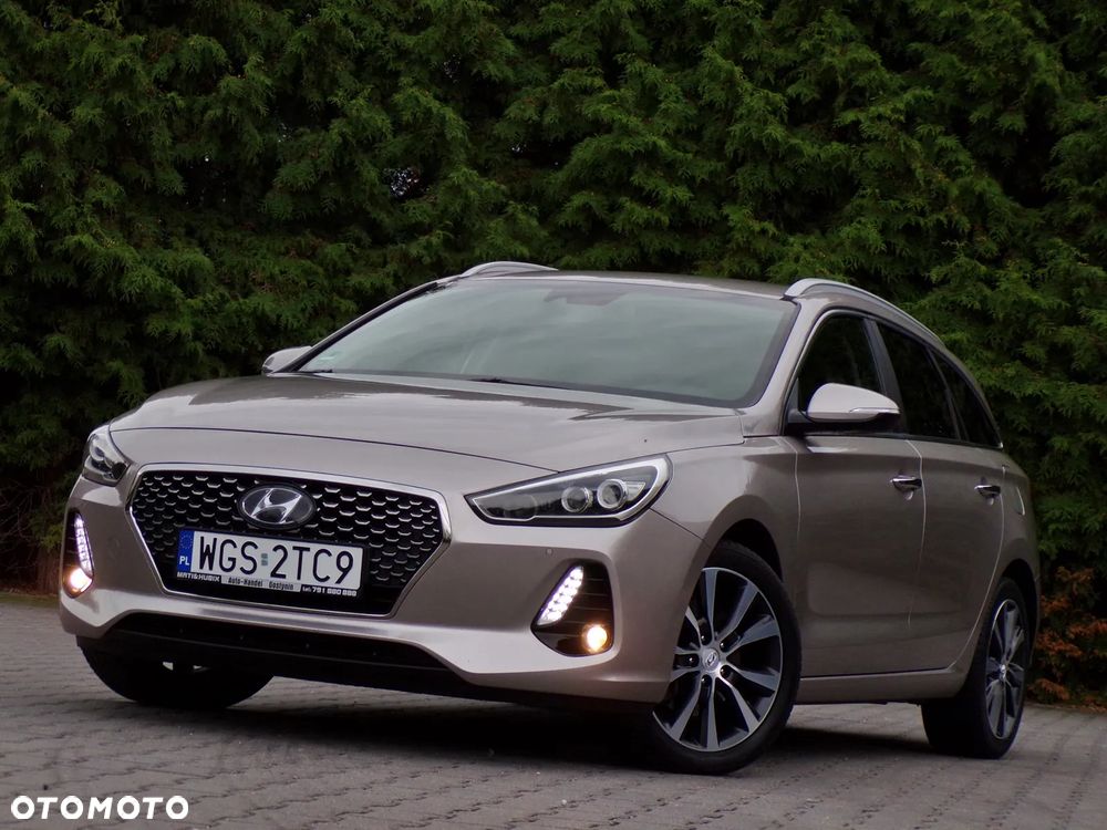 Hyundai i30 blue Kombi 1.6 CRDi Premium - 3