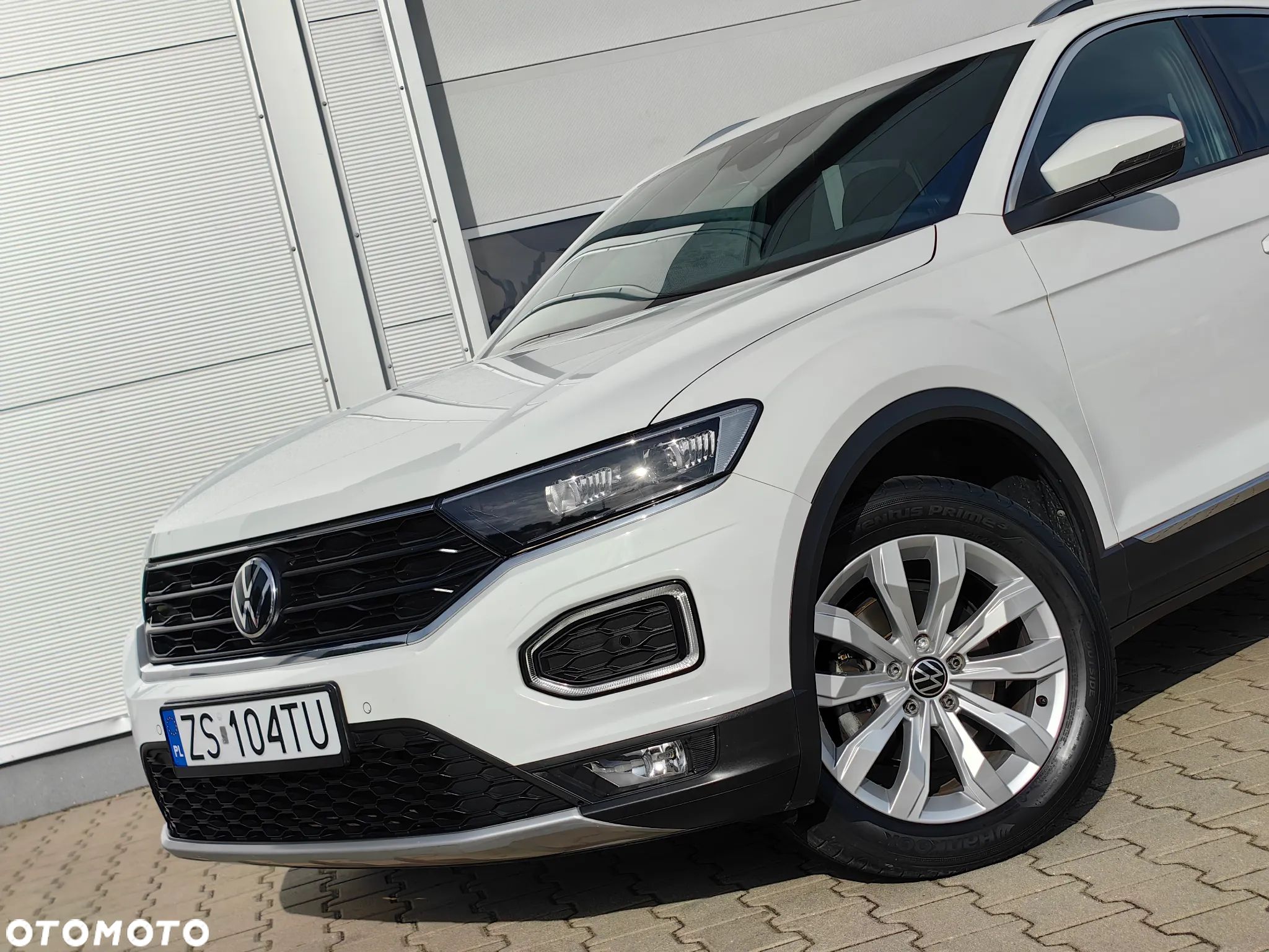 Volkswagen T-Roc 1.5 TSI ACT Premium - 1