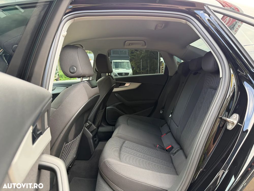 Audi A4 Limuzina 30 TDI S tronic advanced - 16
