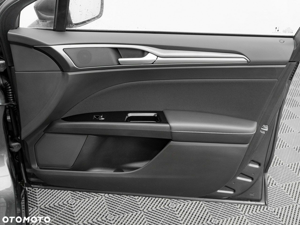 Ford Mondeo - 30
