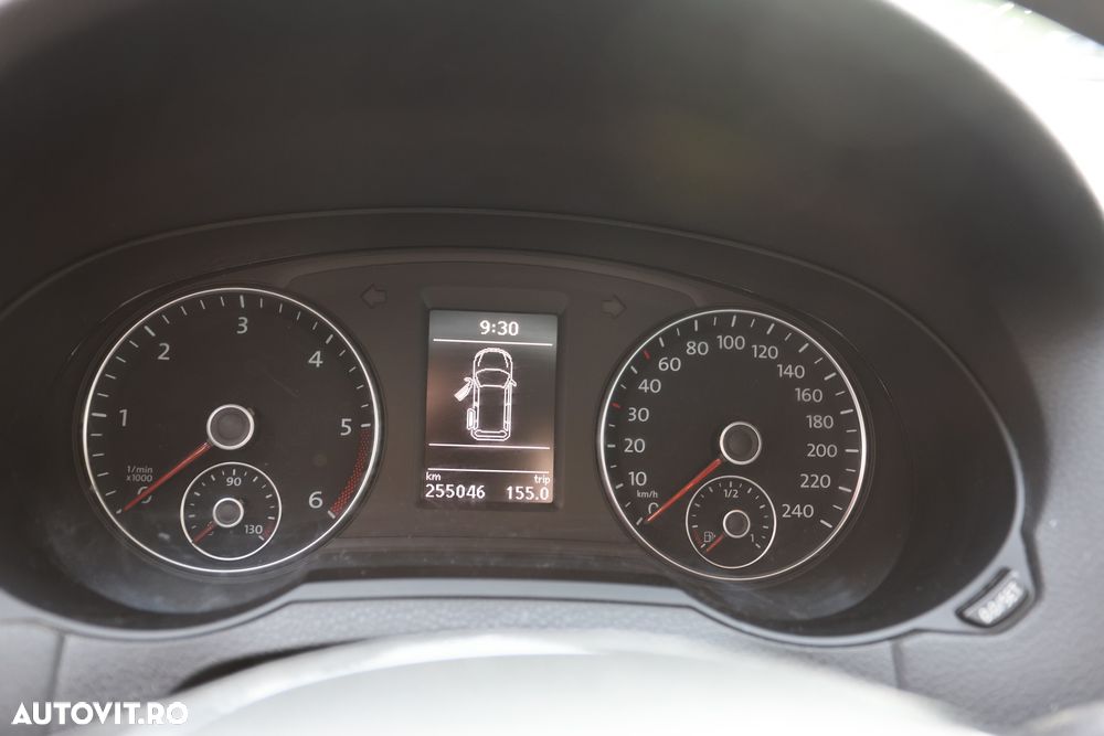 Volkswagen Sharan 2.0 TDI DSG BlueMotion Technology Highline - 17