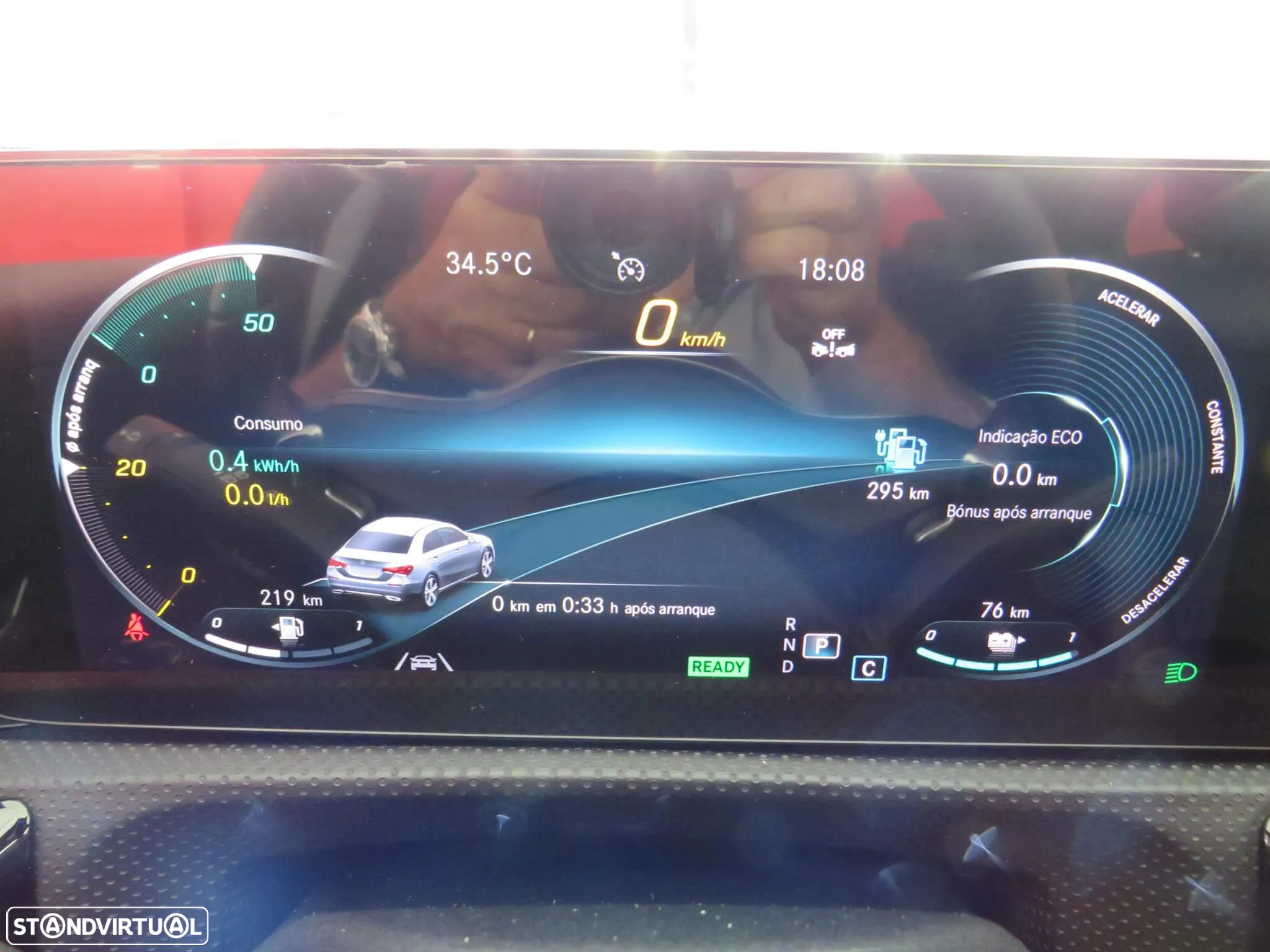 Mercedes-Benz A 250 Limousine e AMG Line - 20