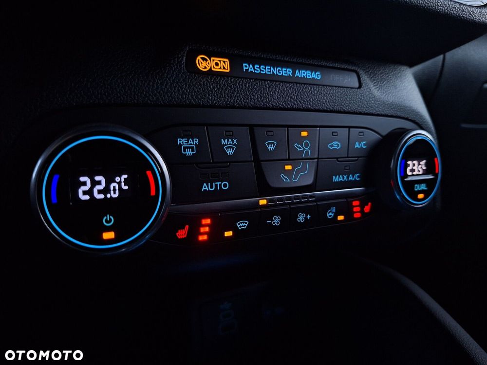 Ford Kuga 2.0 EcoBlue AWD ST-Line X - 28