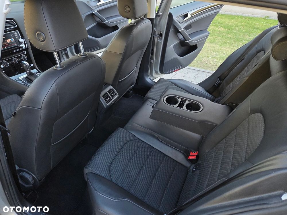 Volkswagen Golf 1.4 TSI ACT BlueMotion Technology DSG Highline - 24