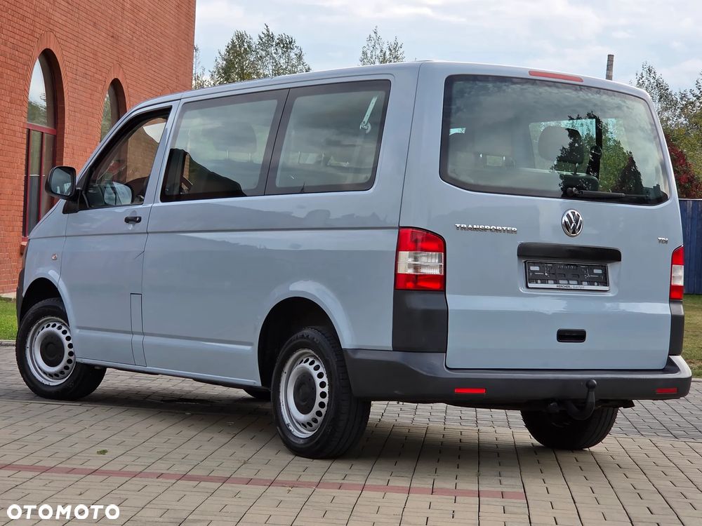 Volkswagen Transporter - 4