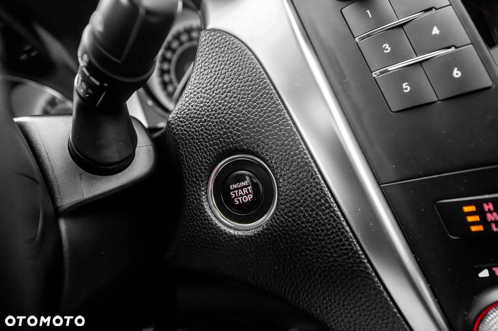 Suzuki Kizashi 2.4 Sport 4WD CVT - 34