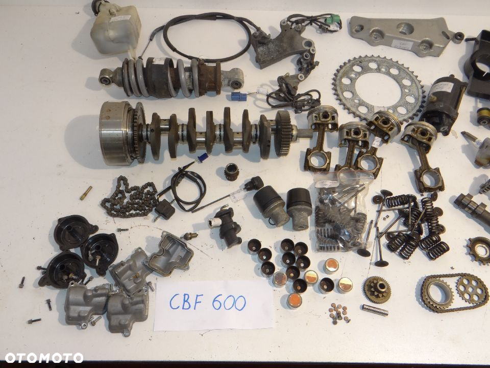 Honda CBF 600 SC38 wał korbowy panewki wałek rozrządu korbowody szklanki tłoki płytki zaworowe - 2