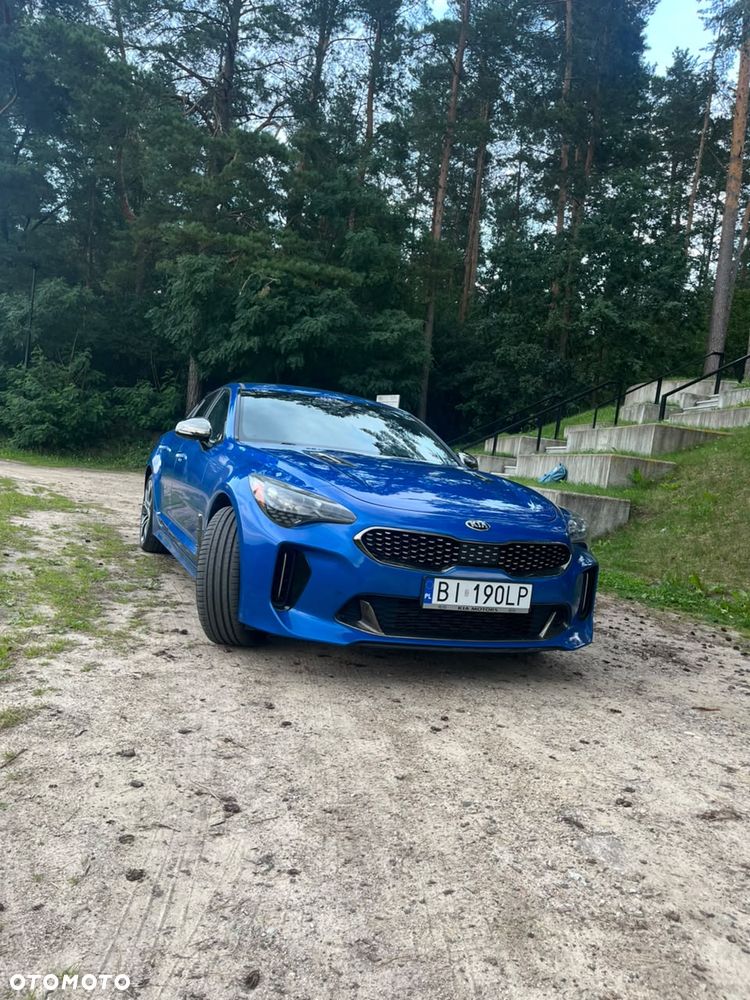 Kia Stinger - 2