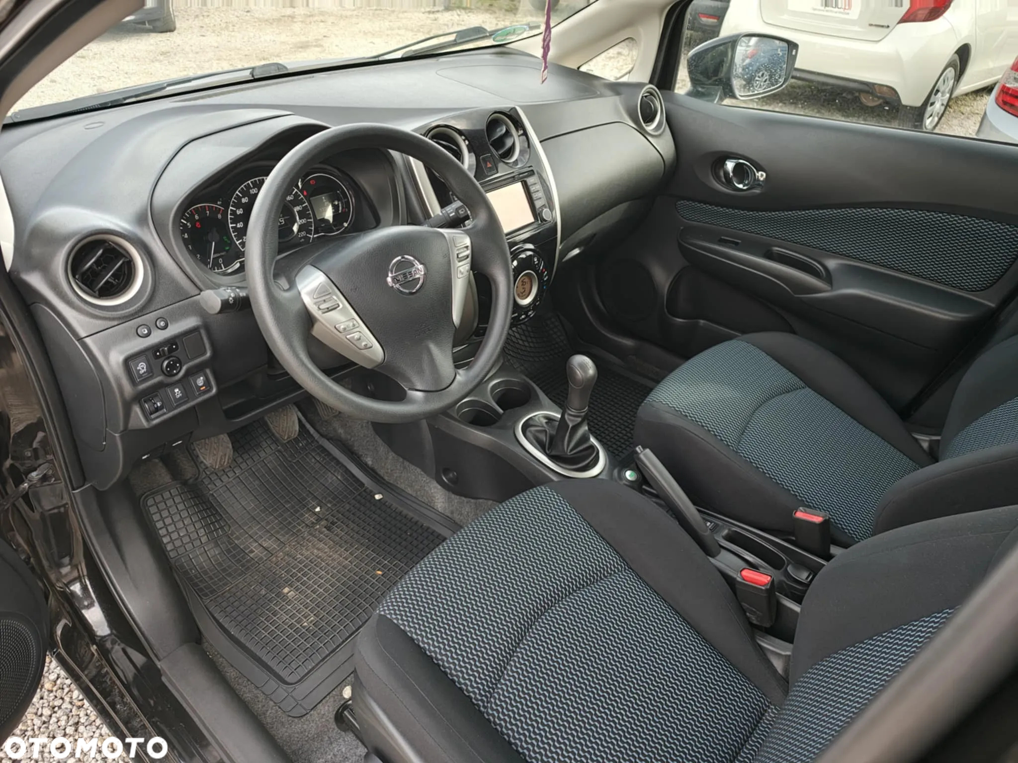 Nissan Note 1.2 Tekna - 11