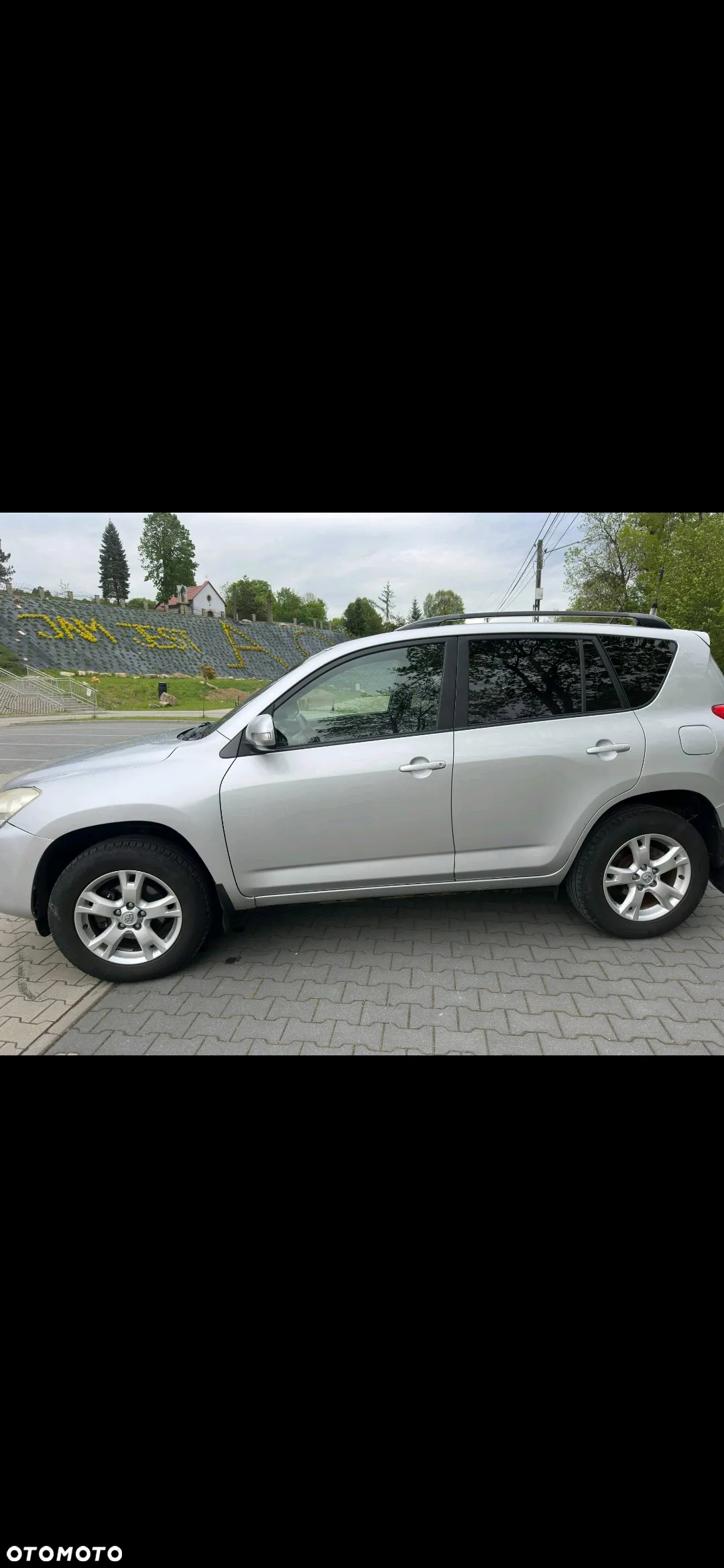 Toyota RAV4 - 8