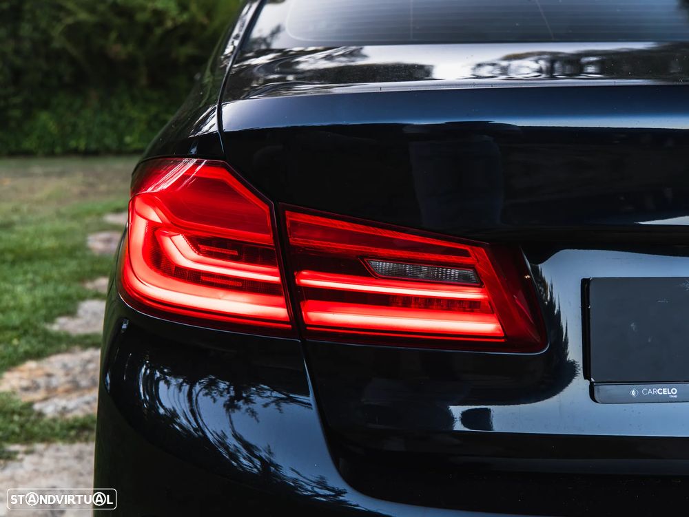 BMW 520 d Aut. M Sport Edition — fotografia 11
