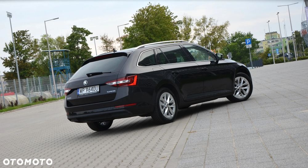 Skoda Superb 2.0 TDI Style - 13