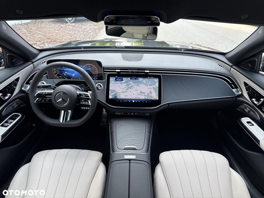 Mercedes-Benz Klasa E - 17