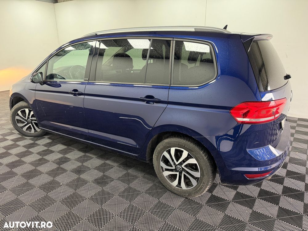 Volkswagen Touran 2.0 TDI SCR DSG ACTIVE - 11