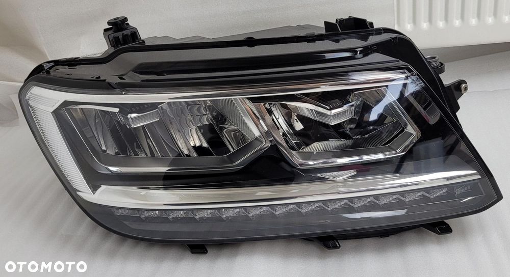 LAMPA PRAWA PRZÓD FULL LED VW TIGUAN II 2015- 5NB941036D - 1