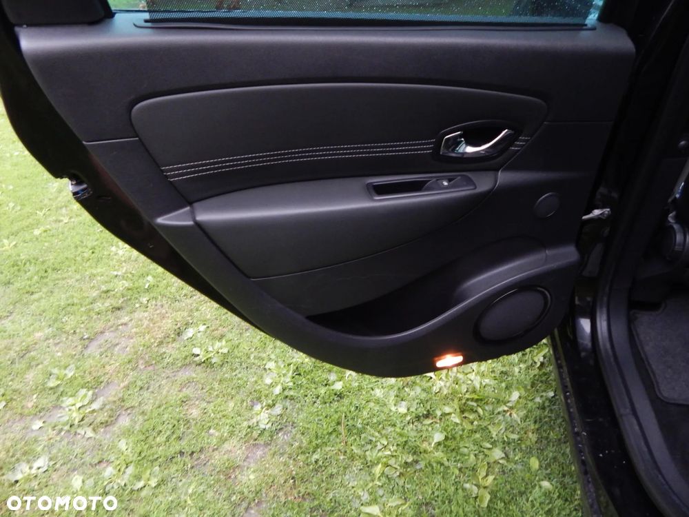 Renault Scenic Energy dCi 130 Start & Stop Bose Edition - 10