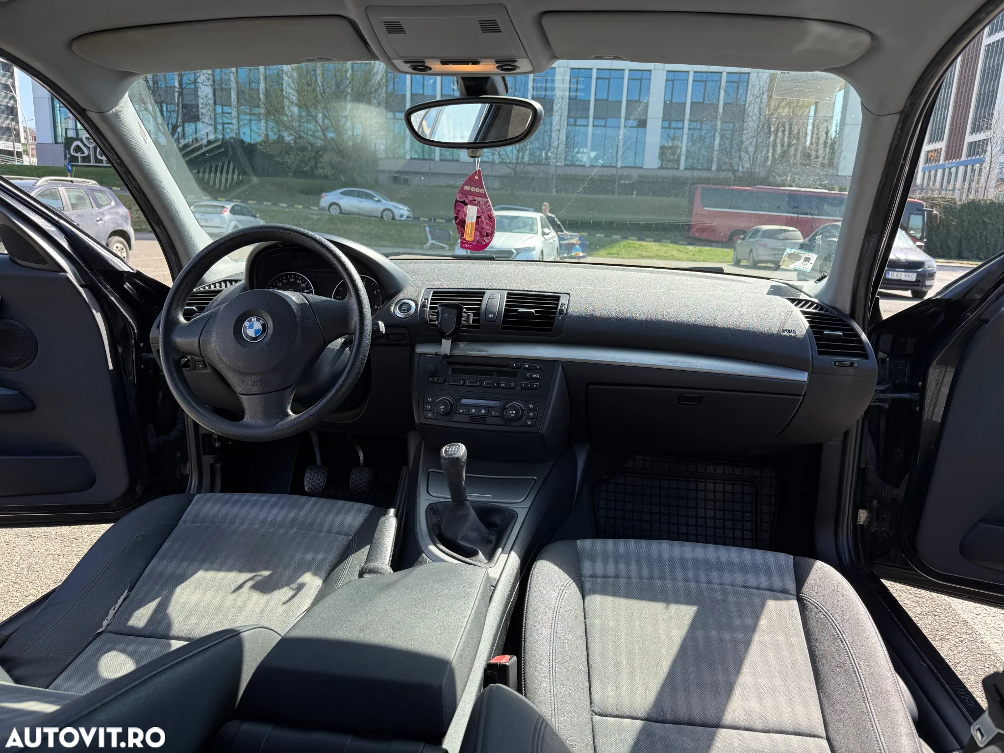 BMW Seria 1 118d - 14