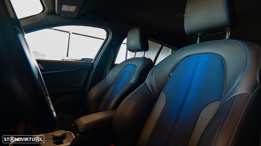 BMW 116 d Pack Desportivo M - 28