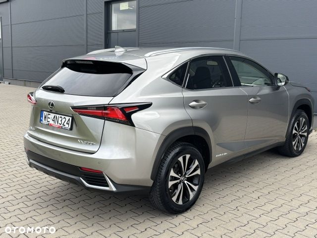 Lexus NX 300h F Impression AWD - 12
