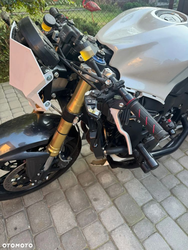 Honda CBR - 9