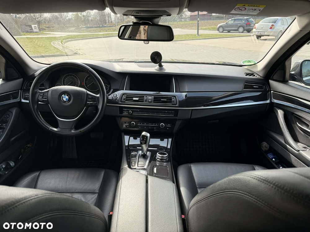 BMW Seria 5 520d - 11