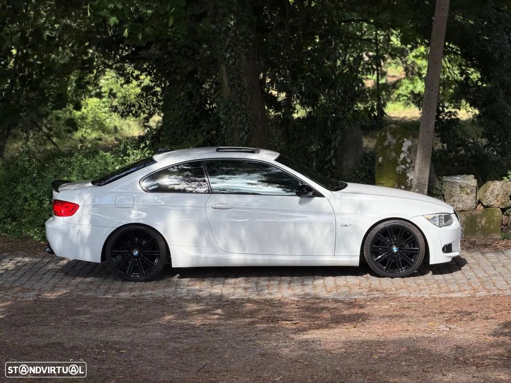 BMW 320 d Coupe - 9